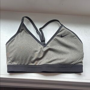 Nike Women's Gray Sports Bra Size M